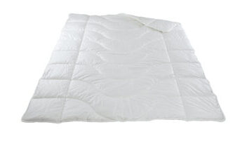 Leichtes Ganzjahres-Duvet / Kunstfasern