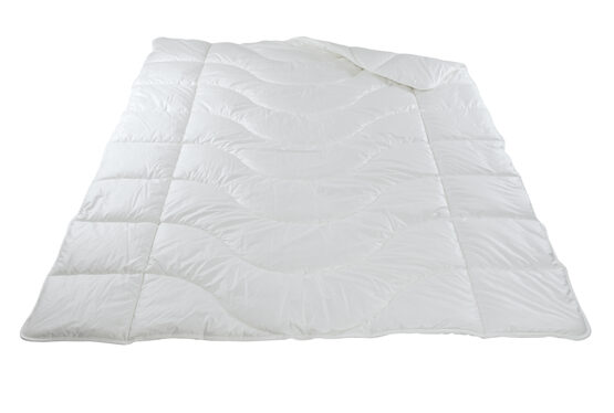 Leichtes Ganzjahres-Duvet / Kunstfasern