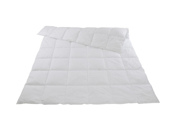 Duvet pour toute l'année / fibres synthétiques